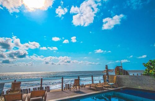 Porto de Galinhas Hotel | Oceanfront Oasis at Pousada Maraoka with Pool & Breakfast
