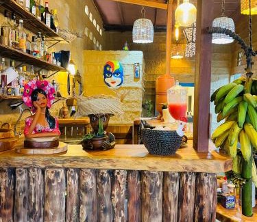 Abreu E Lima Hotel | Discover Pousada Maria Bonita: Family-Friendly Retreat