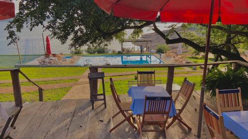 Sao Jose da Barra Hotel | Charming Pousada Marina do Farol with Ocean View & Pool