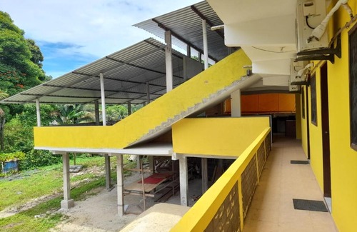 Biscaia House | Ocean View Retreat at Pousada Milton - Family Friendly Stay
