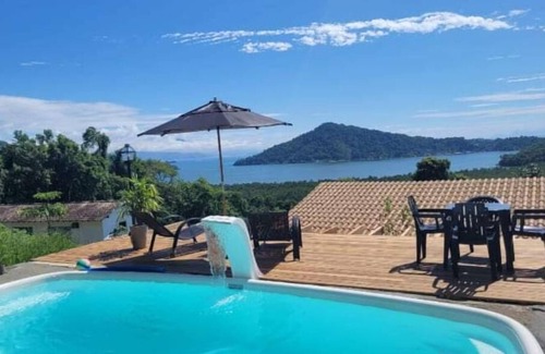 Paraty Apartment | Pousada Mirante Corumbê: Family-Friendly with Pool & Dining