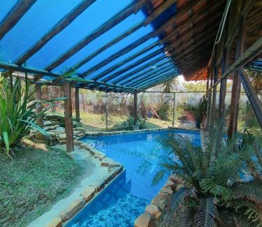 Carrancas Hotel | Relax at Pousada Mirante Serra Verde with Pool & Hot Tub