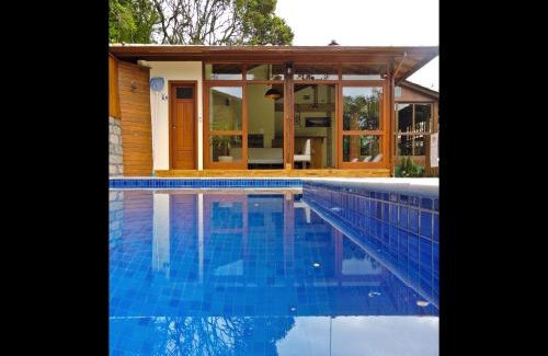 Guarda do Embau House | Enchanting Pousada Morada Flor da Terra: 4-Star Retreat