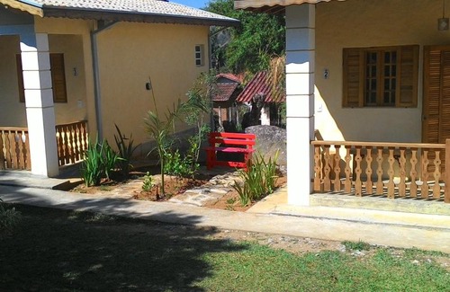 Sao Francisco Xavier Hotel | Pet-Friendly Getaway at Pousada Morena SFX with Hot Tub
