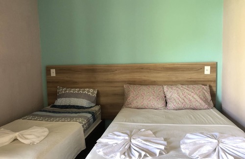 Paripueira Hotel | Discover Pousada Moryah: Family-Friendly with Pool & Dining