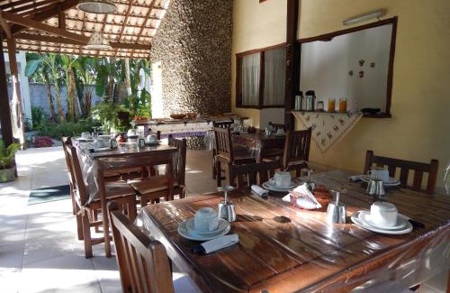 Arraial d'Ajuda Hotel | Exceptional Pousada Namuncurá: Family-Friendly Retreat