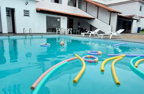 Jardim Esperanca Hotel | Relax at Pousada Natalli: Oceanfront Pool & Breakfast Included