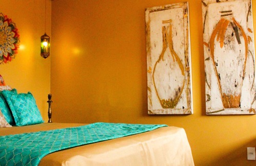 Anchieta Hotel | Explore Pousada No Meio Do Mundo: 10/10 Guest Rated Retreat