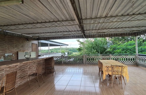 Campo Alegre House | Pousada Nova Iguaçu: Pet-Friendly Suites & Poolside Relaxation