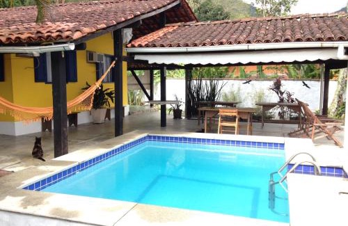 Ilha Grande Hotel | Idyllic Pousada Oásis Ilha Grande with Oceanfront Pool
