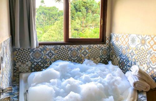 Monte Verde Hotel | Top-Rated Pousada Oliveri with Breakfast Included