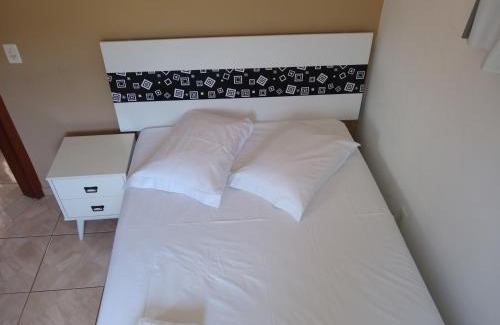 Barra da Lagoa Hotel | Highly Rated Pousada Ondas da Barra: Family-Friendly Stay
