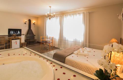 Tiradentes Hotel | Relax at Pousada Ouro de Minas with Oceanfront Views