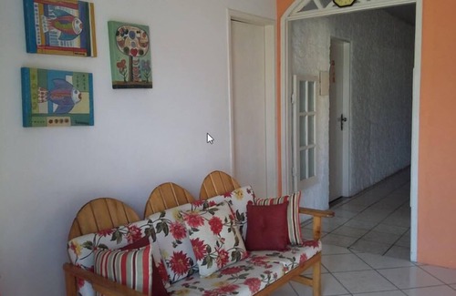 Prado Hotel | Discover Pousada Pé de Caju: Poolside Retreat with Breakfast