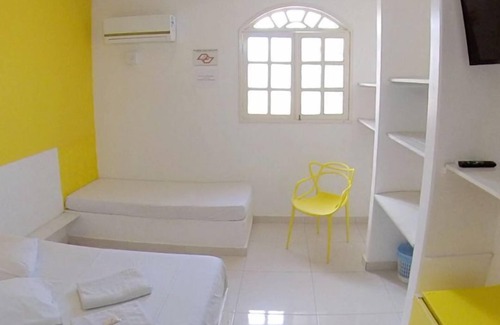 Prado Hotel | Discover Pousada Pé de Caju: Poolside Retreat with Breakfast