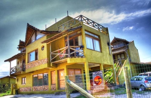 Garopaba Hotel | Pet-Friendly Pousada Pé na Areia with Ocean Views