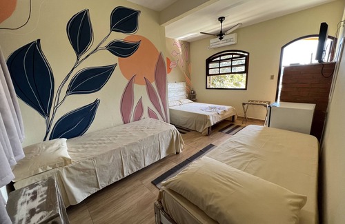 Quatis Hotel | Discover Comfort at Pousada Pôr do Sol with Pool & Breakfast