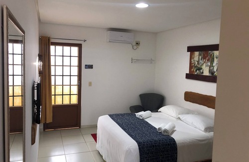 Barra de Santo Antonio Hotel | Discover Pousada Paraíso da Barra: Family-Friendly Oasis