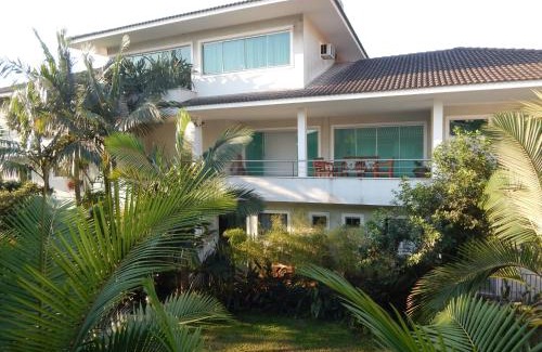 Centro Hotel | Inviting Pousada Palmeira Real: Pool, Breakfast & Family Fun