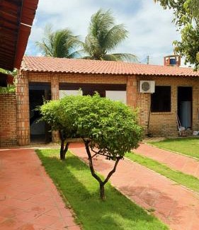 Beberibe Hotel | Pet-Friendly Pousada Paraíso das Falésias with Pool Access