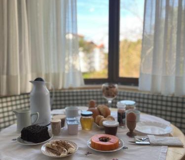 Treze Tilias House | Pet-Friendly Pousada Pattis - Guest Rated 10/10