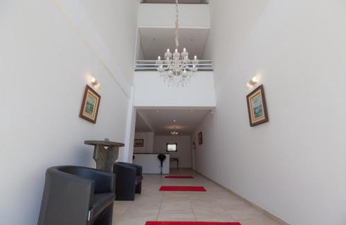 Canto Grande Hotel | Oceanfront Escape at Pousada Pedras do Mariscal - 9/10 Rated