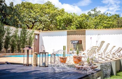 Serra do Cipo Hotel | Relax at Pousada Pepalantus with Oceanfront Pool Access