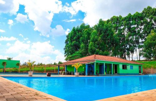 Itamogi House | Pet-Friendly Pousada - Pesqueiro do Brasinha with Pool