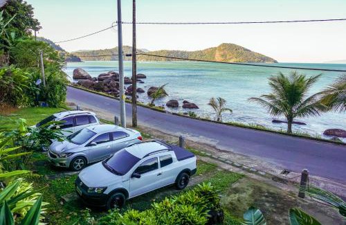 Mangaratiba Hotel | Oceanfront Escape at Pousada Piquara with Pool Access