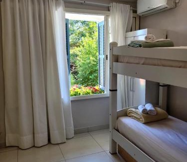 Garopaba Hotel | Relax at Pousada Poente do Sol with Ocean View & Pool