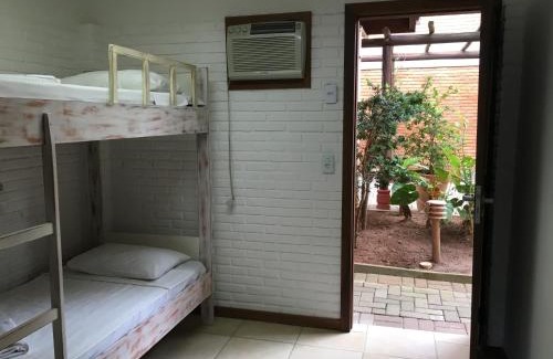 Estaleiro Hotel | Pet-Friendly Pousada Ponta do Lobo with Ocean Views