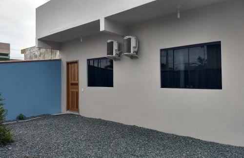 Praia da Armacao do Itapocoroi Hotel | Discover Pousada Pontal da Armação: Family-Friendly Escape