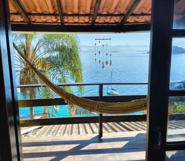 Praia de Aracatiba Hotel | Pet-Friendly Pousada Popeye with Ocean Views & Dining