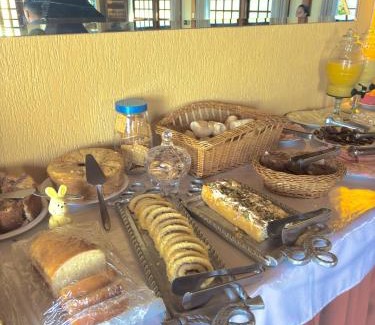 V Cristina Hotel | Family-Friendly Stay at Pousada Portal das Cerejeiras