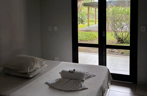 Porto Novo Hotel | Budget-Friendly Pousada Porto do Rio with Pool & Breakfast