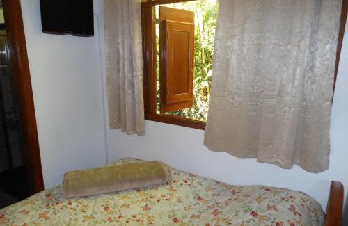 Centro Bed & Breakfast | Discover Pousada Pouso do Barão: Family-Friendly Retreat