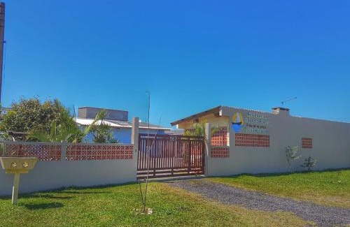 Capao da Canoa Hotel | Cozy Pousada Praia do Barco with Ocean Views & Pet-Friendly
