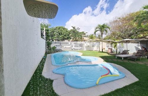 Flamengo Hotel | Family-Friendly Inns in Salvador, Brazil with Pool Access