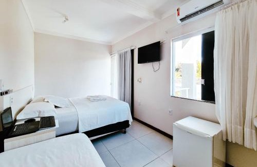 Flamengo Hotel | Family-Friendly Inns in Salvador, Brazil with Pool Access