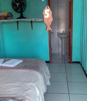 Ilha do Superagui Hotel | Inviting Pousada Praia Mansa Superagui with Oceanfront Views