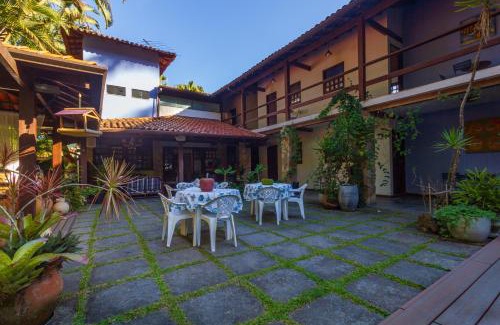 Pontal Hotel | Inviting Pousada Provence: Family-Friendly with Pool Access