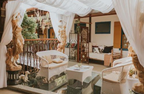Tiradentes Hotel | Top-Rated Pousada Quatro Estações with Family & Pet Amenities