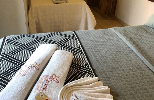 Cuiaba Hotel | Discover Pousada Quinta Dos Quintais: Family-Friendly Getaway
