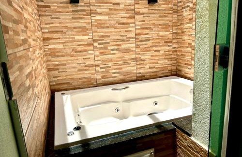 Capitolio Hotel | Oceanfront Pousada Rainha Dos Lagos with Spa & Ocean Views