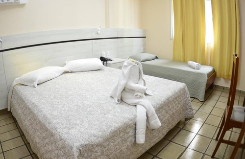 Centro Hotel | Relax at Pousada Raio de Sol - Family-Friendly Getaway