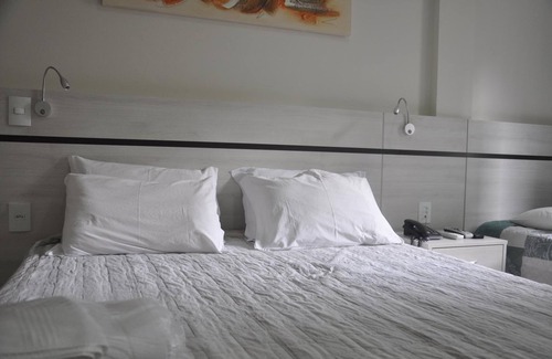 Centro Hotel | Relax at Pousada Raio de Sol - Family-Friendly Getaway