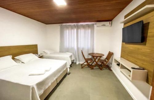 Governador Celso Ramos Hotel | Pousada Recanto das Flores: Oceanfront Oasis with Pool
