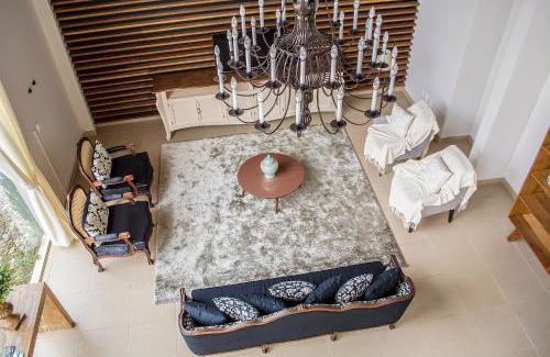 Tiradentes Hotel | Experience Comfort at Pousada Recanto das Araras