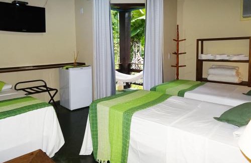 Vila do Abraao Hotel | Elegant Pousada Recanto das Estrelas with Pool & Kitchen