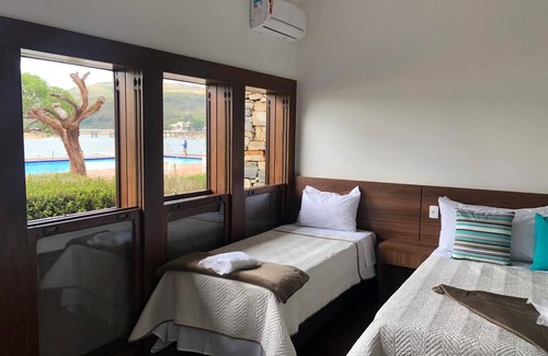Capitolio Hotel | Discover the Tranquil Pousada Recanto do Turvo Retreat